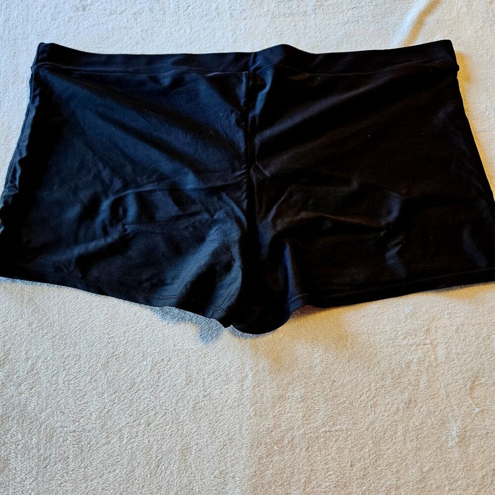 Black Swim Shorts w/o Tag. Size 3X.